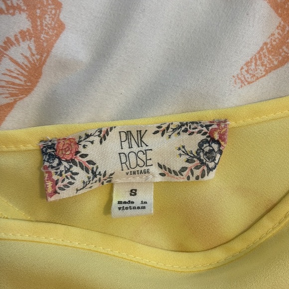 Yellow Top Size small - Picture 4 of 4